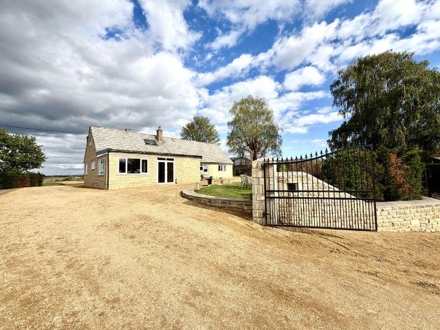 House for sale in Spirthill Farm, Wiltshire