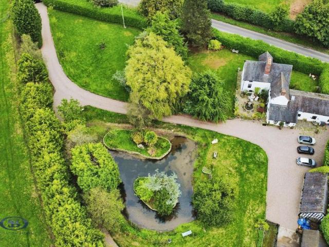 House for sale in Betchton, Hassall