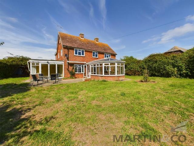 House for sale in Littlecote, West Sussex