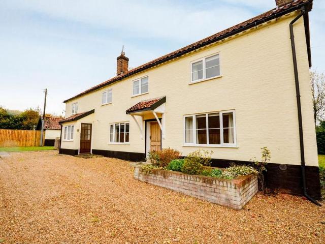 House for rent in Hingham, Burgh St Peter