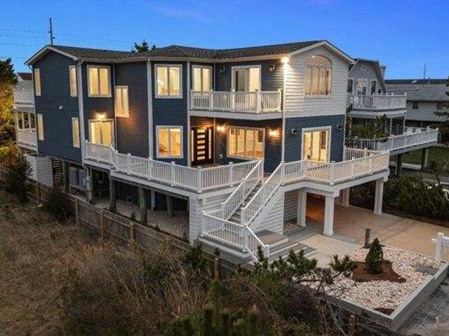 House for sale in Fenwick Island