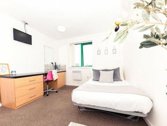 House for rent in Birkenhead, Wirral