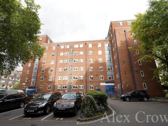 Flat for rent in Camden Town