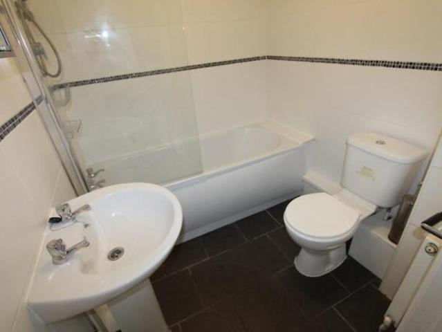 Flat for rent in Green Close, Warwickshire