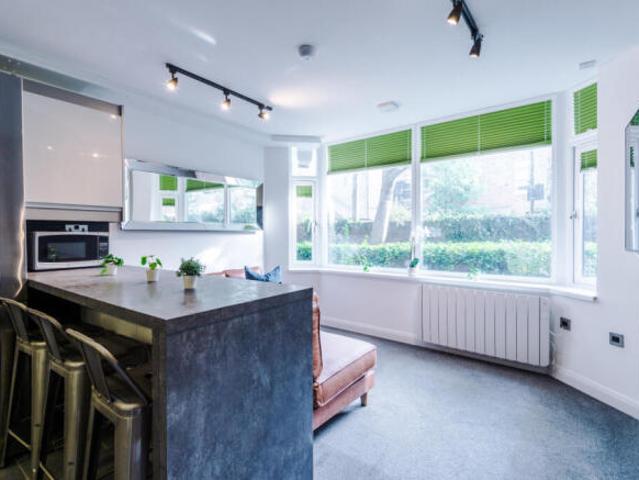 Flat for rent in Newcastle, Leslie
