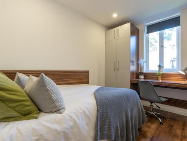 Flat for rent in Newcastle, Leslie