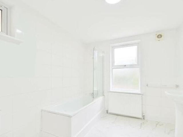 House for sale in Brentford End, Greater London