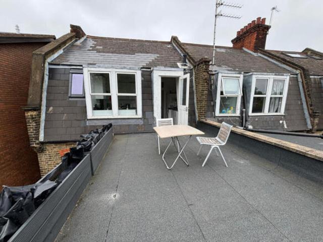 Flat for rent in Cat Hill