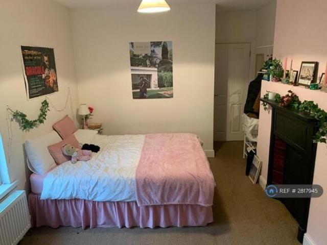 Flat for rent in Cat Hill