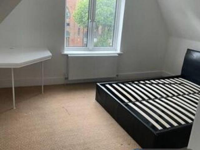 Flat for rent in Cat Hill