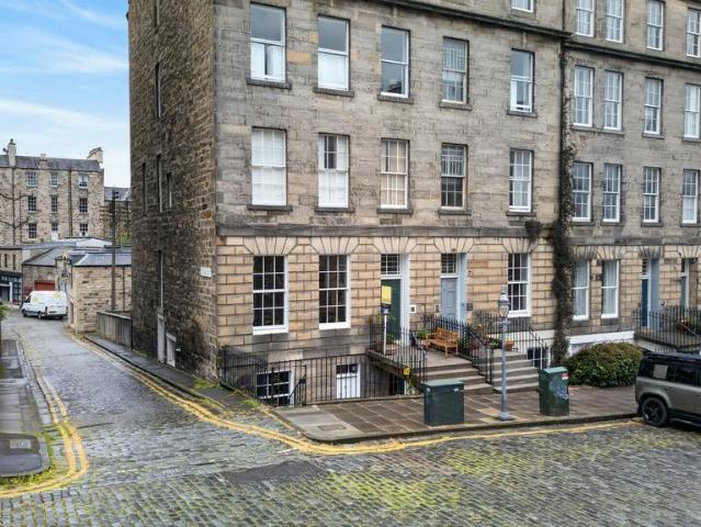 Flat for sale in Canonmills, Bellevue