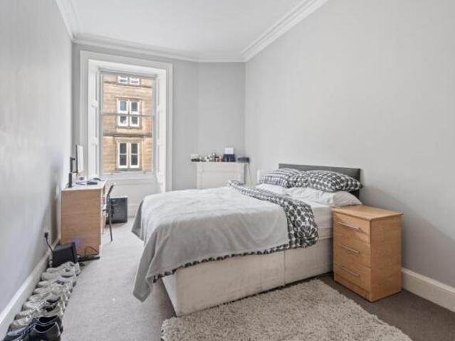 Flat for sale in Morningside, Scotland