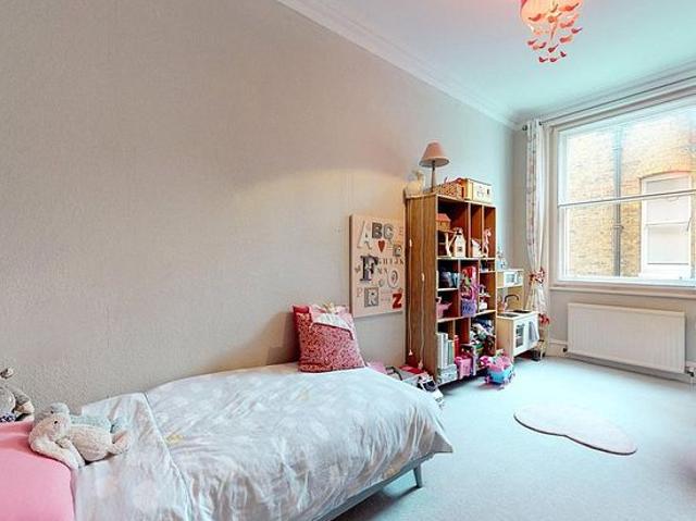 Apartment for rent in Victoria, Greater London