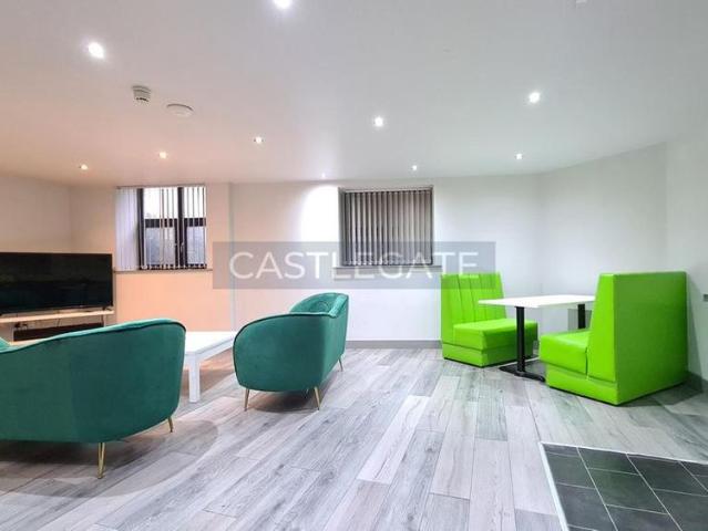 Room for rent in Highfields, Huddersfield