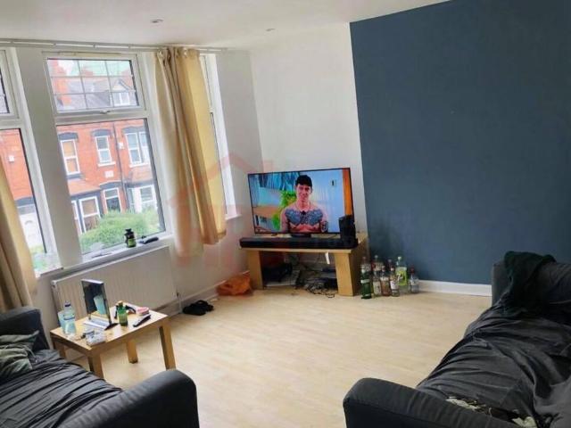 Apartment for rent in Beckett Park, Headingley