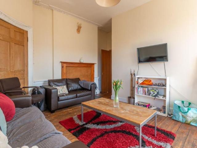 Apartment for rent in Southside, Scotland