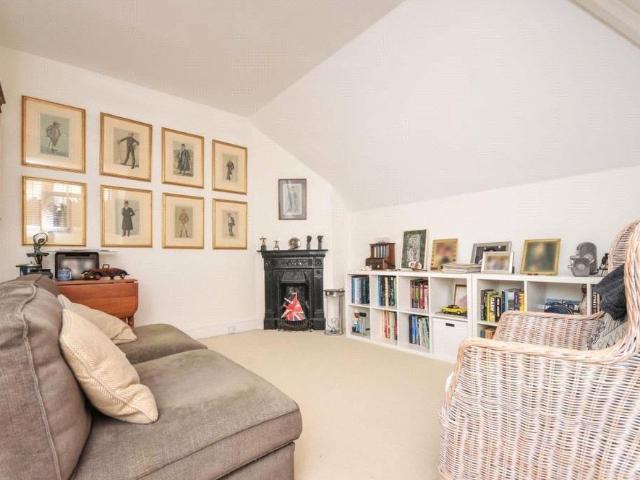 Apartment for rent in Bickley, Greater London