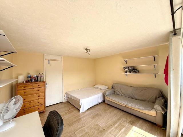 Apartment for rent in Somers Town, Greater London