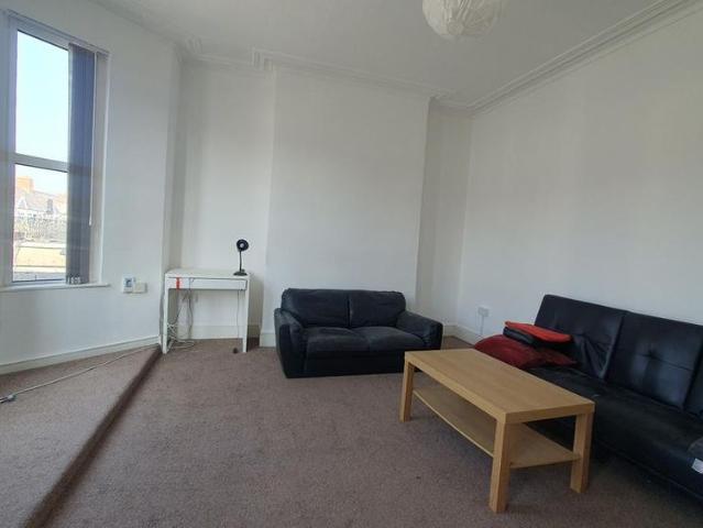 Apartment for rent in Civic Centre, Falcon Lodge
