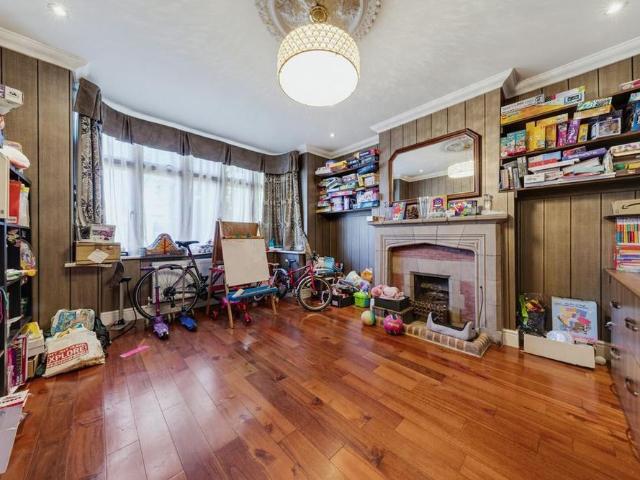 Apartment for rent in London Borough of Croydon, Greater London