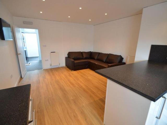 Apartment for rent in Greenbank, Plymouth