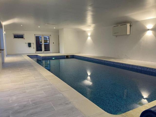 Apartment for rent in St. John's Wood, Isle Of Man