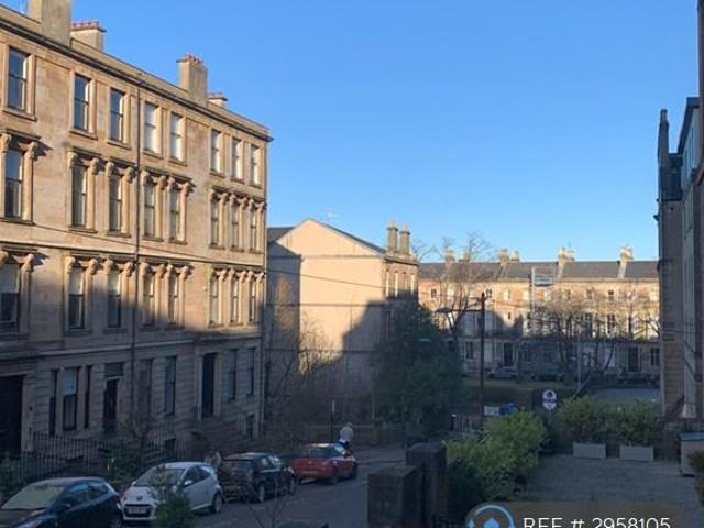 Flat for rent in Hillhead, Scotland