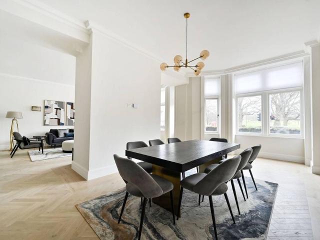 Flat for rent in South Kensington, Greater London