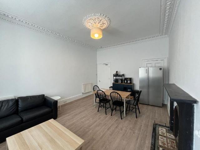 Apartment for rent in Merchiston, Scotland
