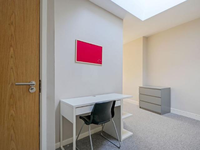 Room for rent in Sharrow Vale, Sheffield