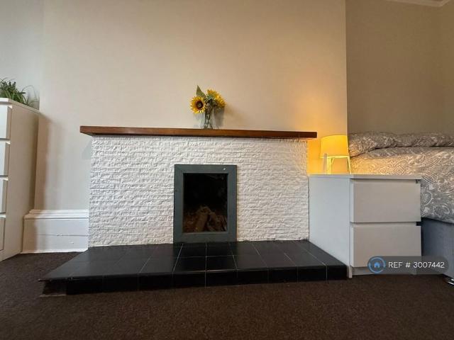 Apartment for rent in North Woodside, Scotland