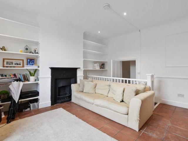 Apartment for rent in Belsize Park, Greater London