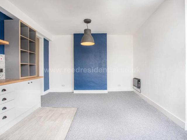 Apartment for rent in Alton Barnes, Essex