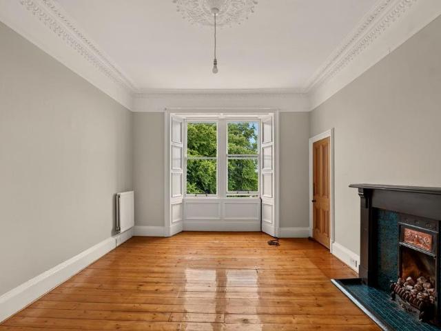 Apartment for rent in Wardie, Trinity
