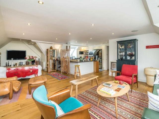 Apartment for rent in Parson's Green, Greater London