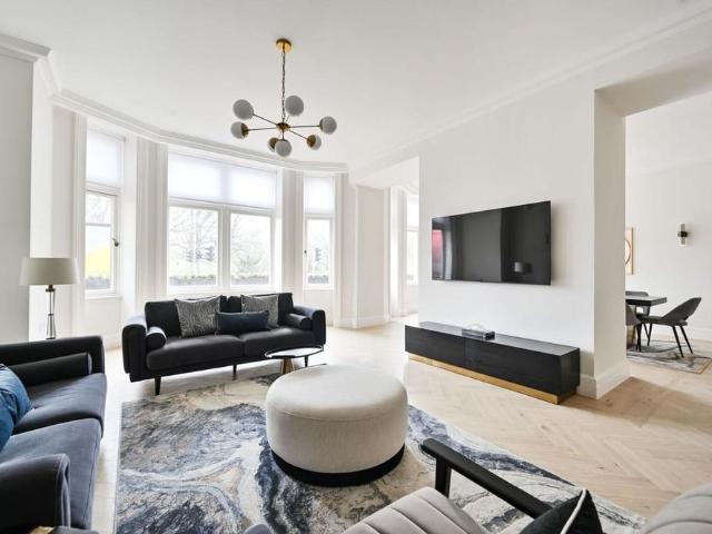 Apartment for rent in South Kensington, Greater London