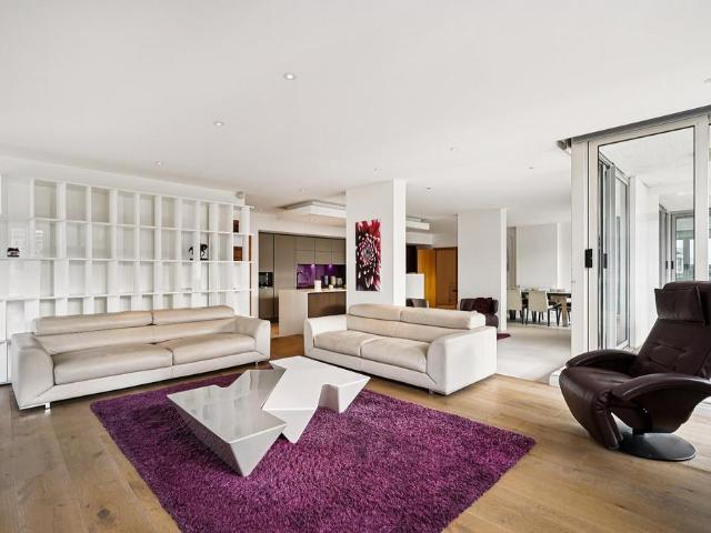 Flat for rent in Chelsea Harbour, Cat Hill