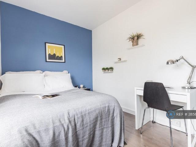 Flat for rent in Poplar Grove, Isle Of Man