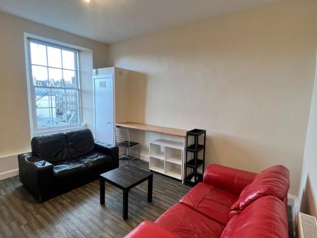 Flat for rent in Pilrig, Scotland