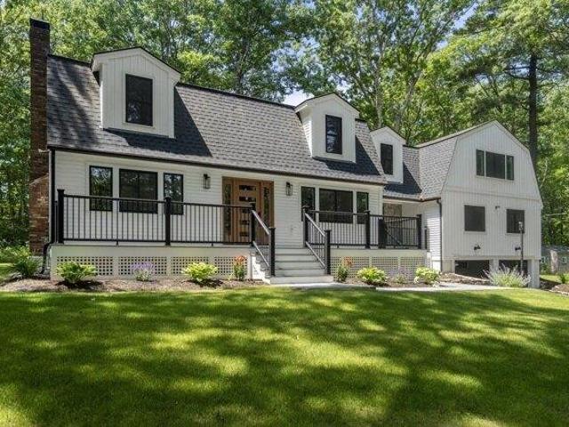 House for sale in Franklin, Massachusetts