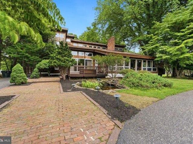 House for sale in Monmouth, New Jersey