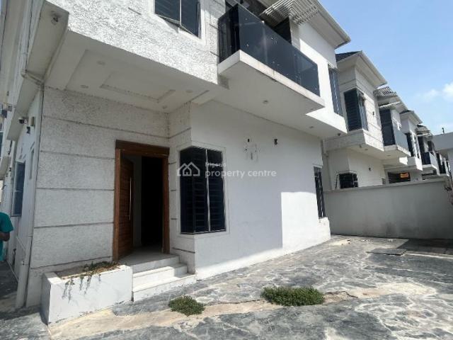 House for sale in Eti Osa, Lagos