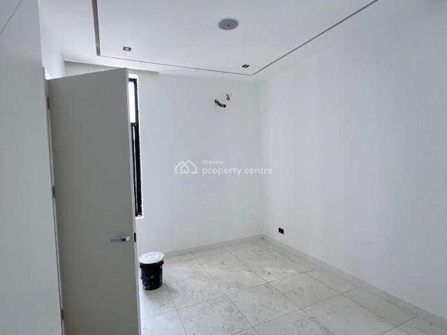 Detached duplex for sale in Eti Osa, Lagos