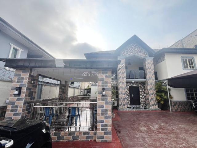 Property for sale in Alimosho, Lagos