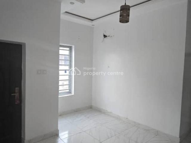 Detached duplex for rent in Ikeja , Abuja