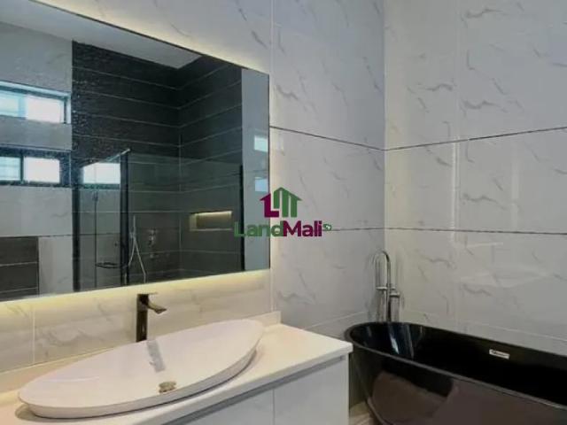Property for sale in Eti Osa, Abuja