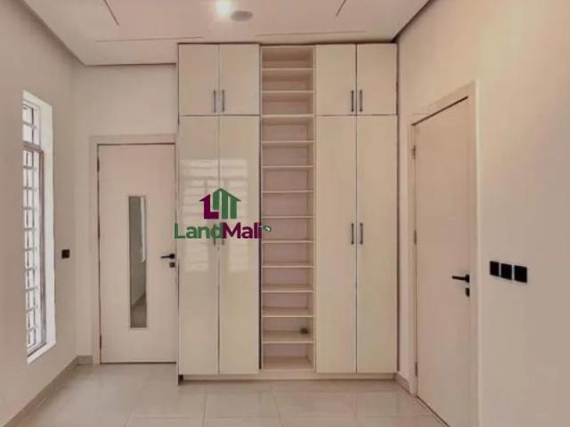 Property for sale in Eti Osa, Abuja
