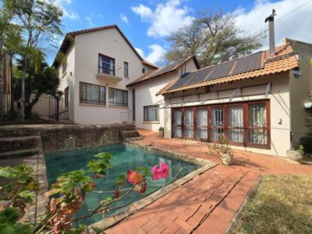 House for rent in Waterkloof, Gauteng
