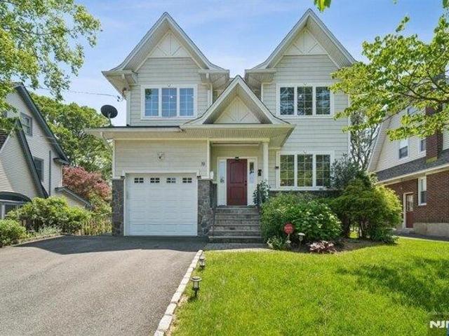 House for sale in Glen Rock