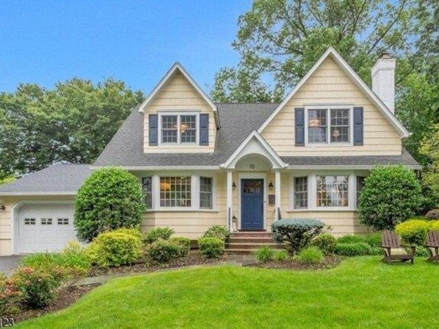 House for sale in Glen Rock